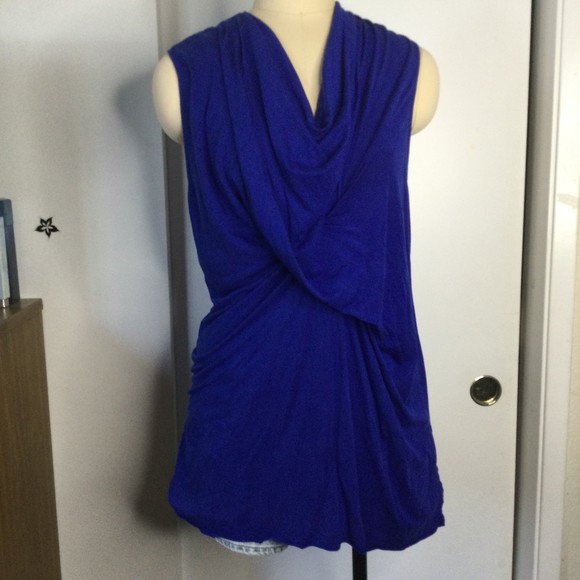 Zara Tops - Zara w&b collection blouse
